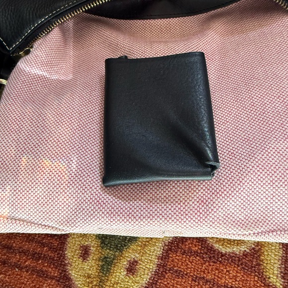 Dooney & Bourke Hobo Handbag Armbag Purse Black Pebble Leather - Picture 12 of 16